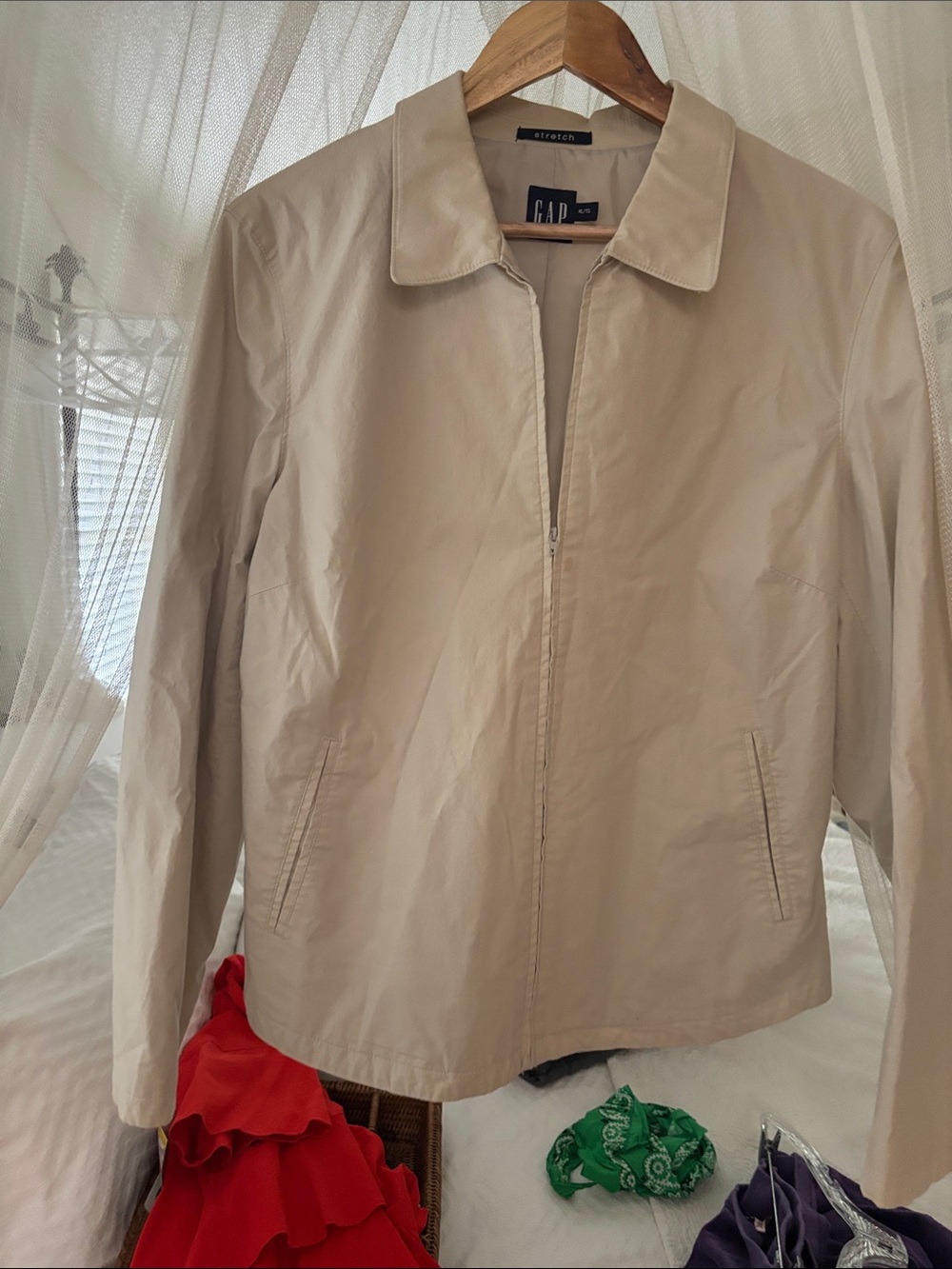 GAP Women's Light Beige Zip-Up Utility Jacket